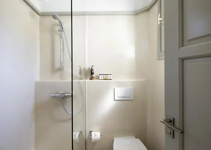 Rinia - Seaview נאוסה