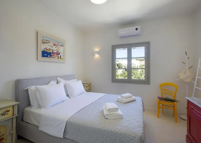 Rinia - Seaview נאוסה