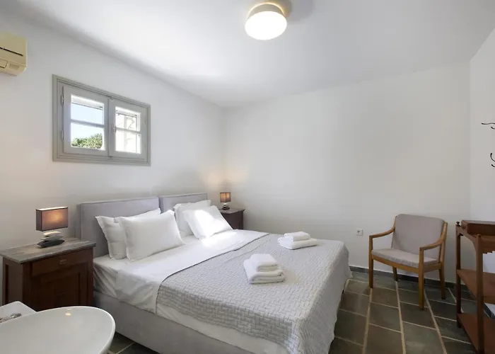 Rinia - Seaview * Náusza